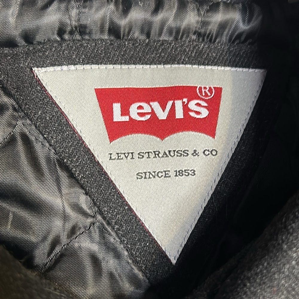 Levi’s Pea Coat - Picture 6 of 7